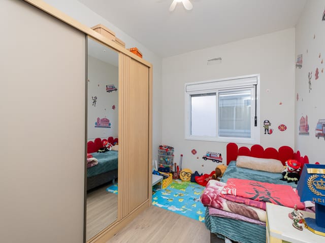Casa 2 quartos e 2 banheiros, à venda, no bairro Laranjal em Pelotas