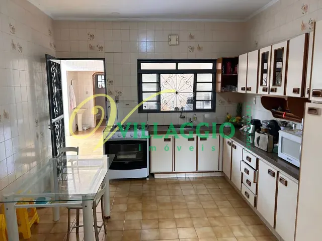Casa com 360m² 3 quartos e 3 banheiros, à venda, no bairro Jardim Maria Cândida em São José do Rio Preto