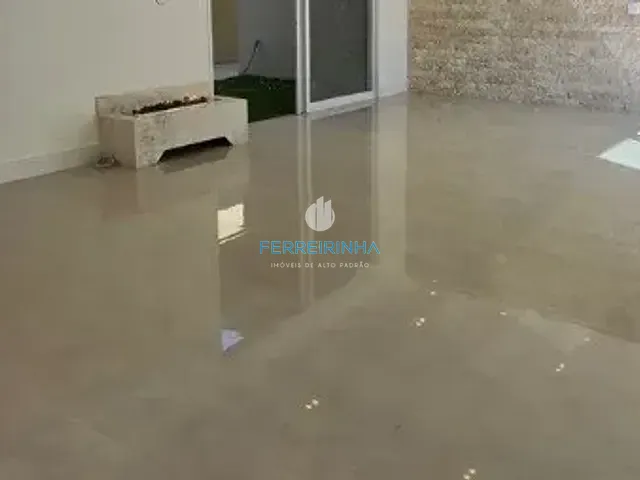 Casa com 600m² 3 quartos e 2 banheiros, à venda, no bairro Condomínio Residencial Colinas do Paratehy em São José dos Campos