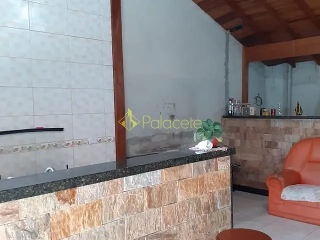 Casa com 297m² 2 quartos e 3 banheiros, à venda, no bairro Conjunto Habitacional Terra dos Ipês II (Fase II) em Pindamonhangaba