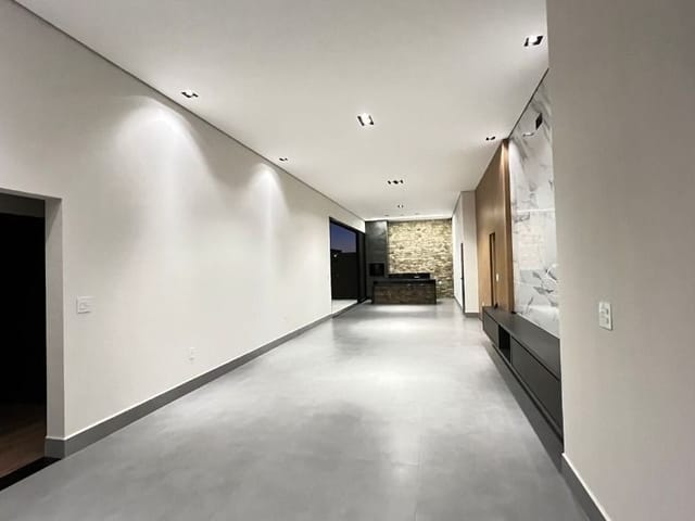 Foto do Casa - Casa com 3 dormitórios à venda, 225 m² por R$ 1.850.000,00 - Estância dos Ipês - Uberaba/MG | ZUCATO IMOBILIARIA LTDA
