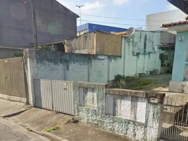 Casa com 380m² 2 quartos e 2 banheiros, à venda, no bairro Km 18 em Osasco