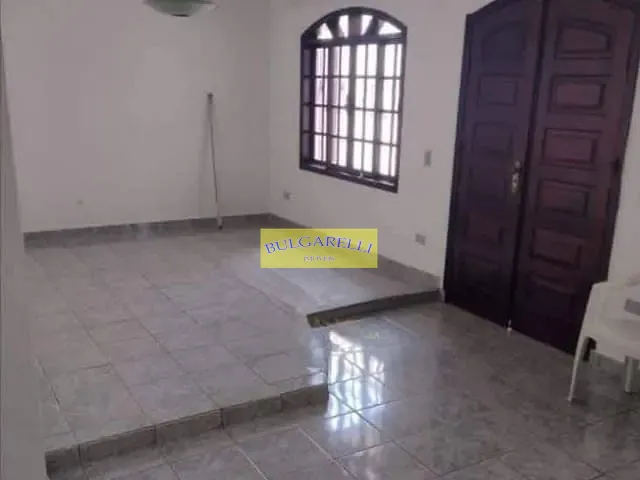 Casa com 195m² 2 quartos e 1 banheiro, à venda, no bairro Tulipas em Jundiaí