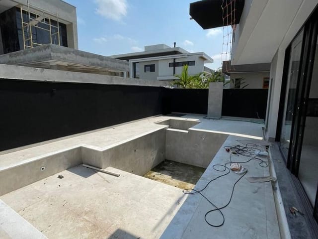 Casa com 450m² 5 quartos e 6 banheiros, à venda ou para alugar, no bairro Jardim do Golfe em São José dos Campos