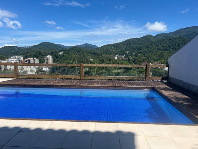 Casa 4 quartos e 5 banheiros, à venda, no bairro Centro em Petrópolis