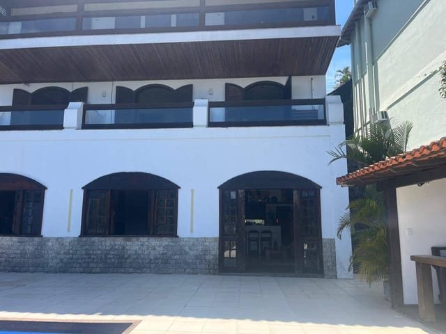 Casa 4 quartos e 5 banheiros, à venda, no bairro Centro em Petrópolis