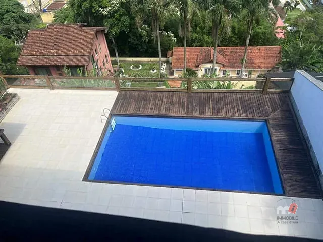 Casa 4 quartos e 5 banheiros, à venda, no bairro Centro em Petrópolis