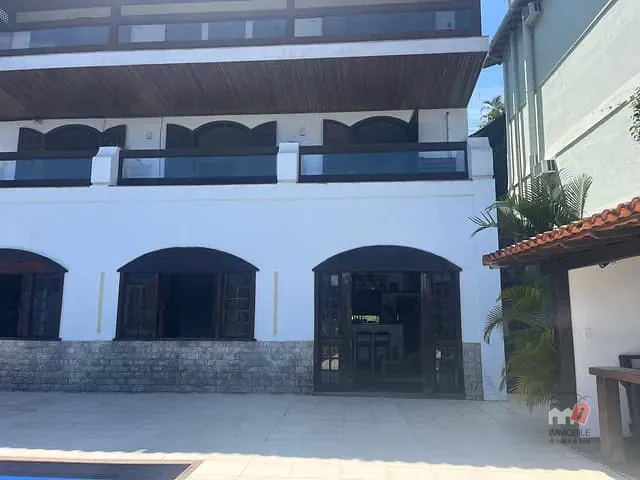 Casa 4 quartos e 5 banheiros, à venda, no bairro Centro em Petrópolis