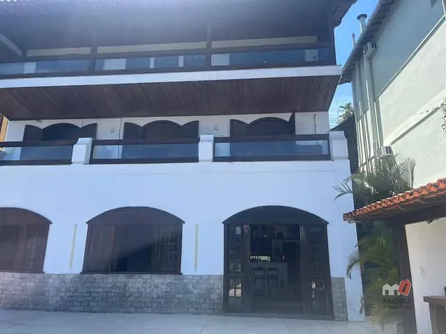 Casa 4 quartos e 5 banheiros, à venda, no bairro Centro em Petrópolis