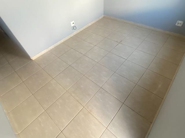 Foto do Casa - Casa com 3 dormitórios para alugar, 116 m² por R$ 981,21/mês - Jardim Elza Amuí Iv - Uberaba/MG | ZUCATO IMOBILIARIA LTDA