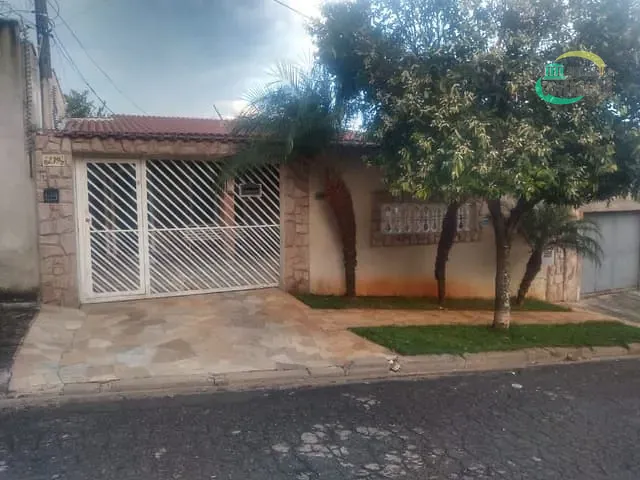 Casa com 200m² 3 quartos e 2 banheiros, à venda, no bairro Jardim Roseira em Campinas