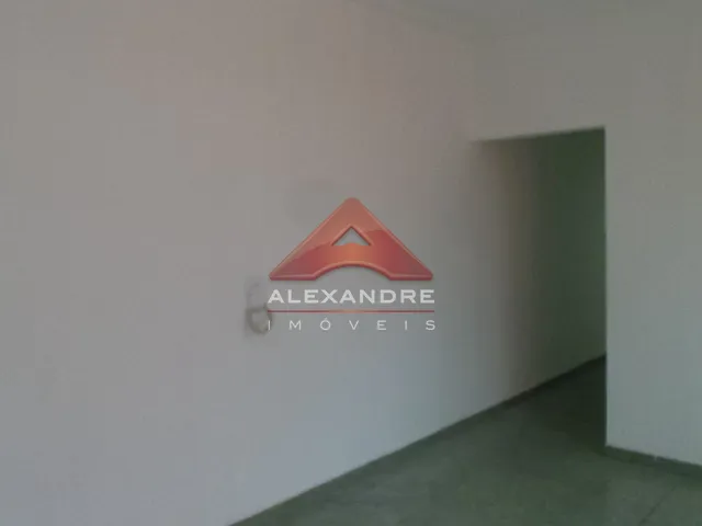 Casa com 125m² 2 quartos e 1 banheiro, à venda, no bairro Conjunto Residencial Galo Branco em São José dos Campos