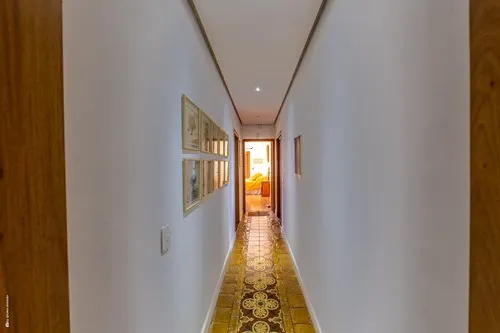 Casa para venda em Centro com 5 quartos, sendo 2 suítes, 505m²