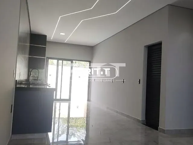 Casa com 250m² 3 quartos e 2 banheiros, à venda, no bairro Jardim Planalto em Monte Mor