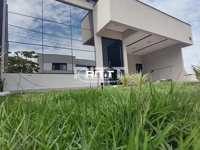 Casa com 250m² 3 quartos e 2 banheiros, à venda, no bairro Jardim Planalto em Monte Mor