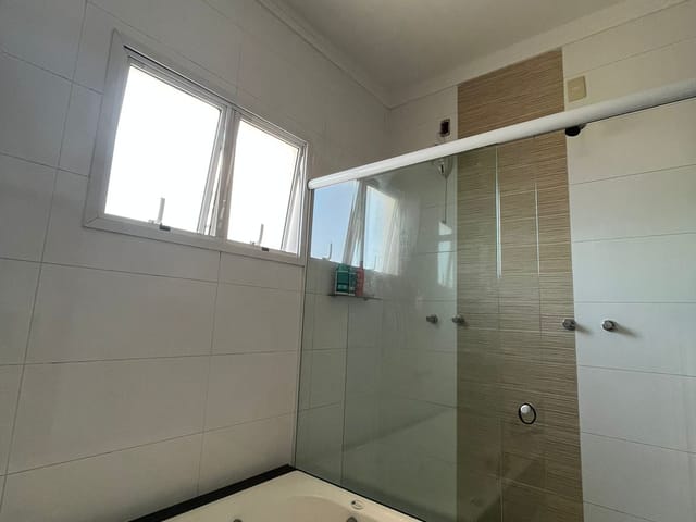 Casa com 256m² 4 quartos e 3 banheiros, à venda, no bairro Urbanova em São José Dos Campos