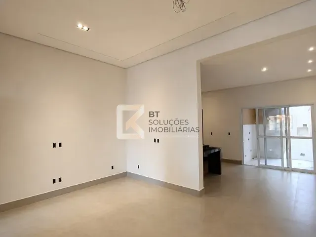 Casa com 150m² 3 quartos e 3 banheiros, à venda, no bairro Vila Suíça em Indaiatuba
