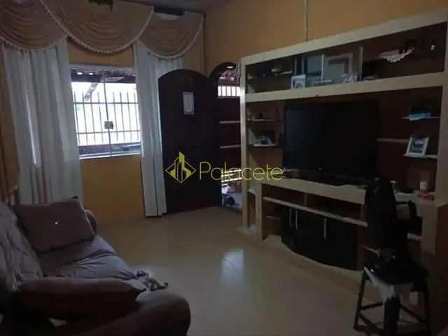 Casa com 250m², à venda, no bairro Parque Senhor do Bonfim em Taubaté