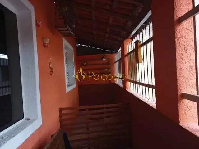 Casa com 250m², à venda, no bairro Parque Senhor do Bonfim em Taubaté