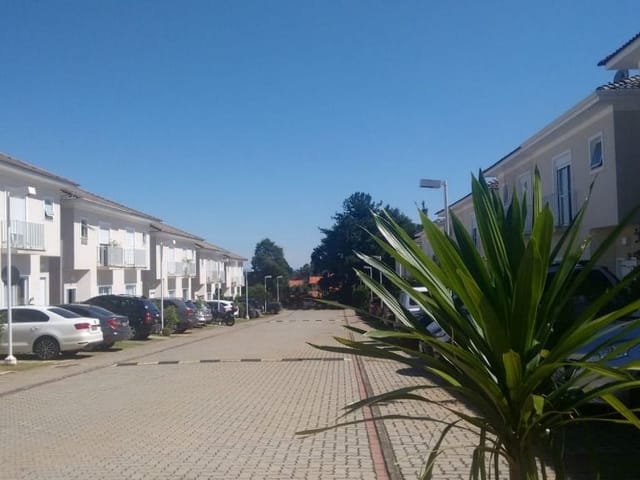 Casa com 117m² 3 quartos e 2 banheiros, à venda, no bairro Chácara Canta Galo em Cotia