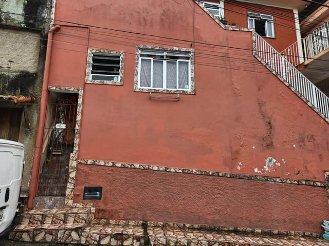 Casa 1 quarto e 1 banheiro, à venda, no bairro Retiro em Petrópolis