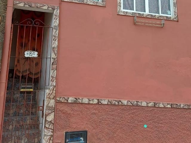 Casa 1 quarto e 1 banheiro, à venda, no bairro Retiro em Petrópolis