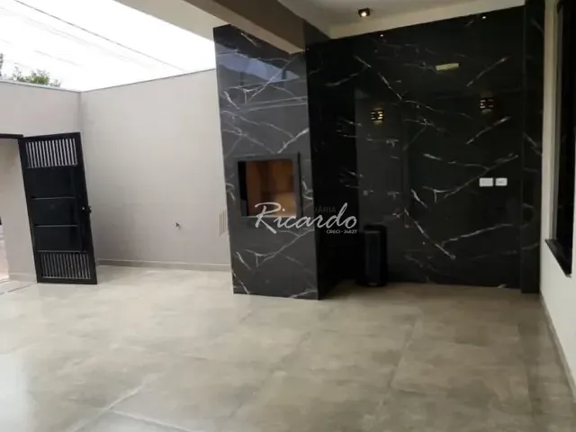 Casa com 126m² 3 quartos e 2 banheiros, à venda, no bairro Jardim Brasil em Arapongas