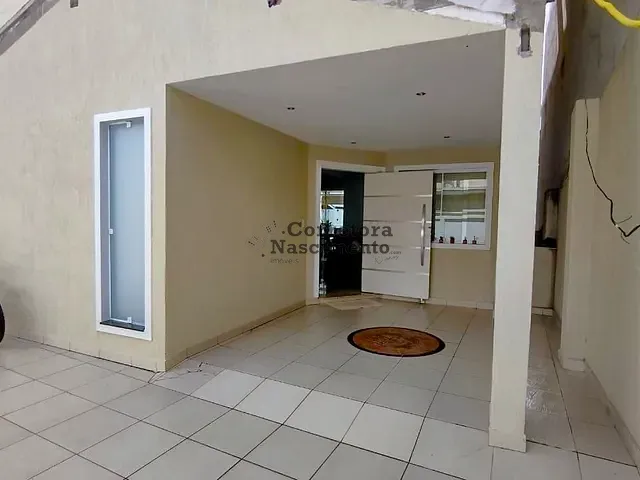 Casa com 250m² 3 quartos e 2 banheiros, à venda, no bairro Vila Aprazível em Jacareí