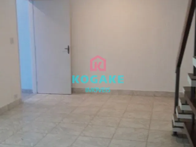 Sobrado com 157m² 4 quartos e 2 banheiros, para alugar, no bairro Centro em São José dos Campos