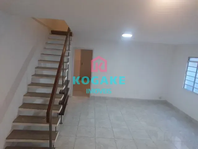 Sobrado com 157m² 4 quartos e 2 banheiros, para alugar, no bairro Centro em São José dos Campos