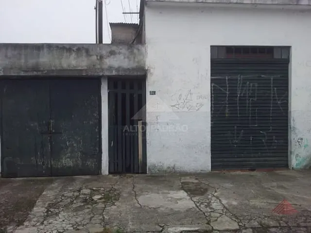 Casa à venda, no bairro Parque das Américas em Mauá
