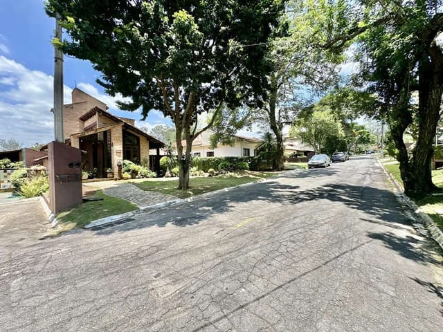 Casa com 656m² 4 quartos e 4 banheiros, à venda, no bairro Nova Higienópolis em Jandira