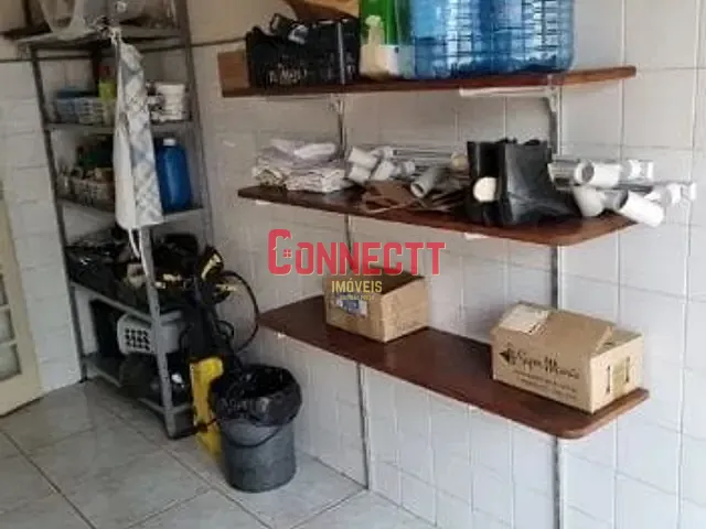 Casa com 298m² 3 quartos e 2 banheiros, à venda, no bairro Parque dos Bandeirantes em Ribeirão Preto