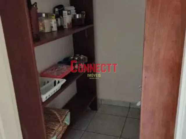 Casa com 298m² 3 quartos e 2 banheiros, à venda, no bairro Parque dos Bandeirantes em Ribeirão Preto