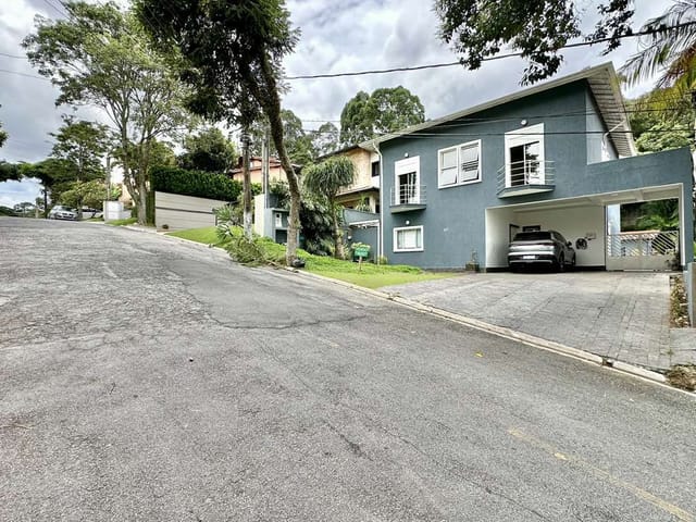 Casa com 693m², à venda, no bairro Nova Higienópolis em Jandira