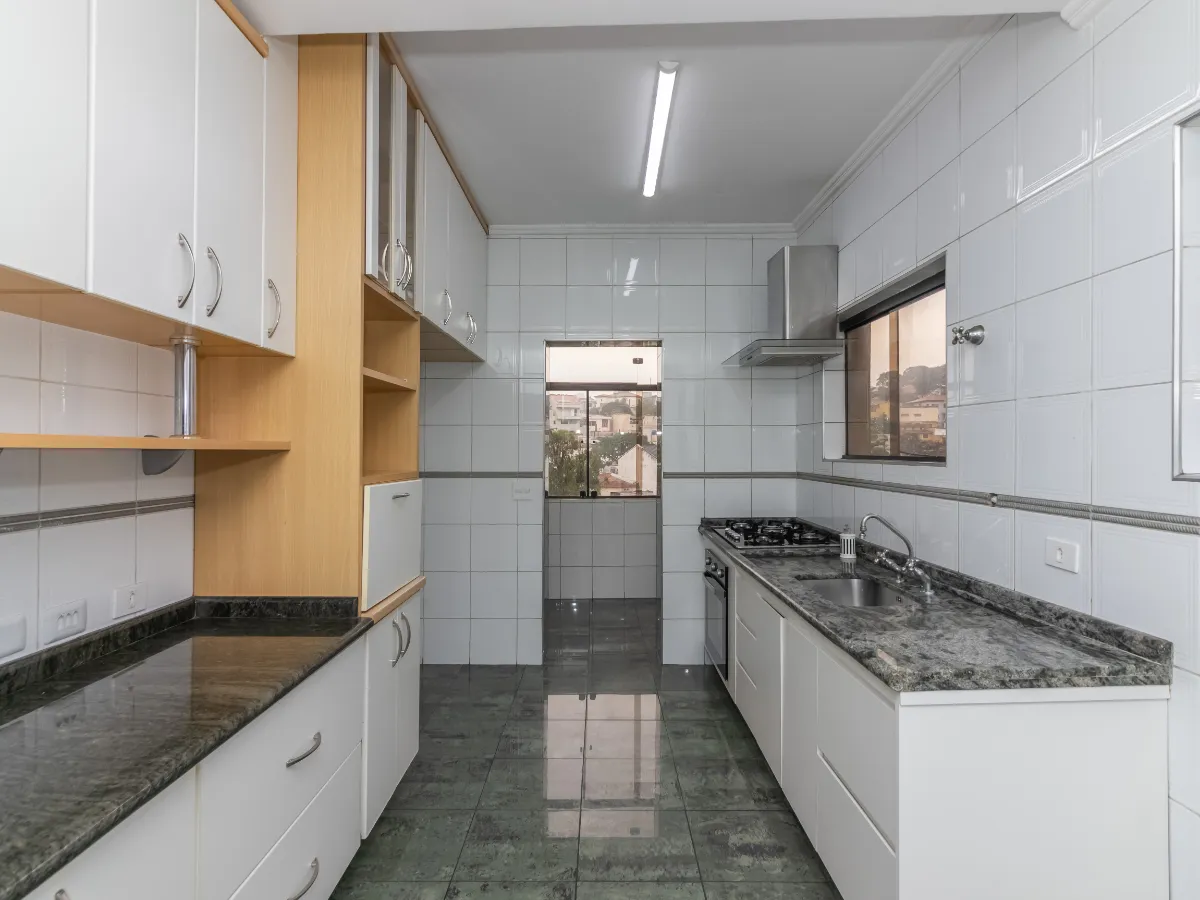 Casa para venda em Jardim da Glória com 4 quartos, sendo 4 suítes, 217m²