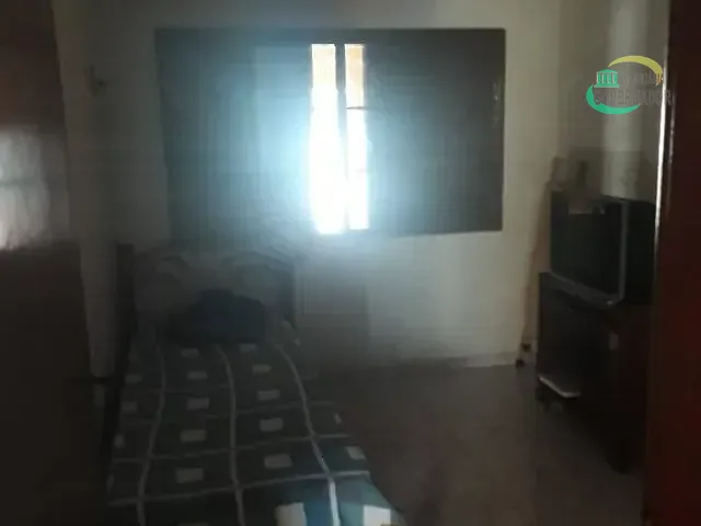 Casa com 300m² 2 quartos e 1 banheiro, à venda, no bairro Parque Floresta em Campinas
