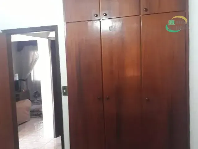 Casa com 300m² 2 quartos e 1 banheiro, à venda, no bairro Parque Floresta em Campinas
