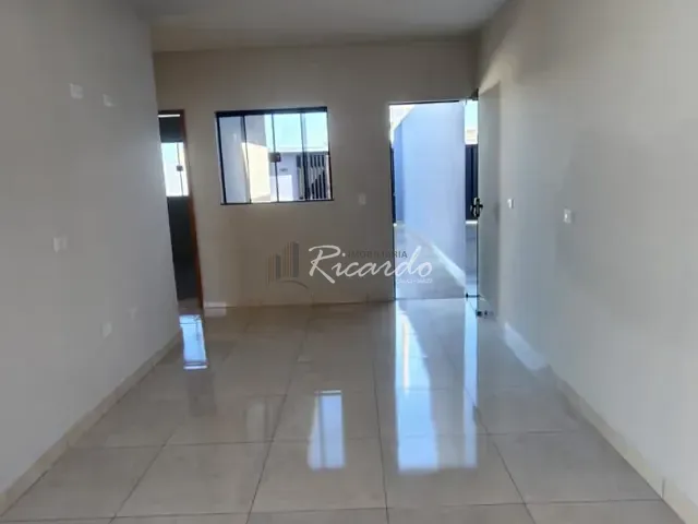 Casa com 126m² 2 quartos e 1 banheiro, à venda, no bairro Loteamento Metropolitam em Arapongas