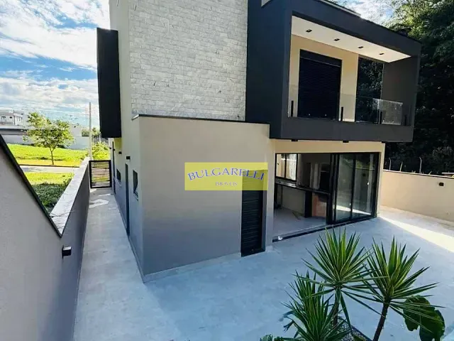 Casa com 460m² 3 quartos e 4 banheiros, à venda, no bairro Residencial Jatobás em Louveira