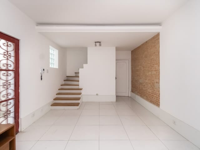 Foto do Casa - Casa tipo para venda em Campo Belo com 2 quartos, sendo 1 suíte, 180m² | Lares e Andares Imóveis