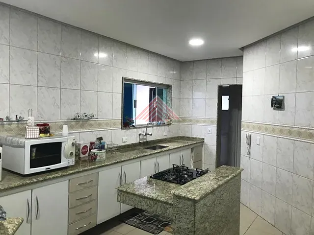Casa com 500m² 4 quartos e 1 banheiro, à venda, no bairro Contry Park em Mauá