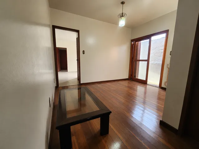 Casa com 210m² 2 quartos e 3 banheiros, à venda, no bairro Fragata em Pelotas