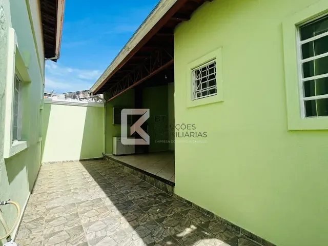 Casa com 250m² 3 quartos e 3 banheiros, à venda ou para alugar, no bairro Jardim Europa II em Indaiatuba
