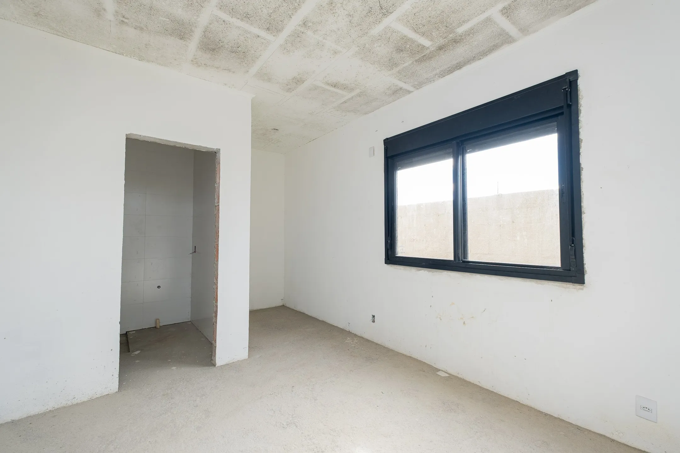 Casa à venda no Loteamento Mozart, Três Vendas - 90 m², 3 quartos (sendo 1 suíte), ótima posição solar e 2 vagas. - 6