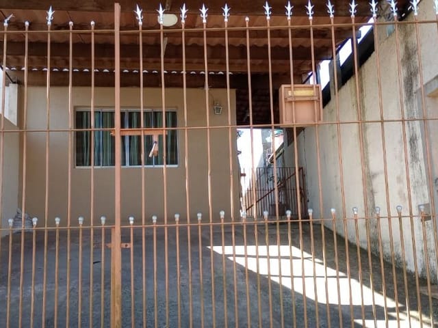 Casa com 300m² 2 quartos e 2 banheiros, à venda, no bairro Jardim São Marcos em Vargem Grande Paulista