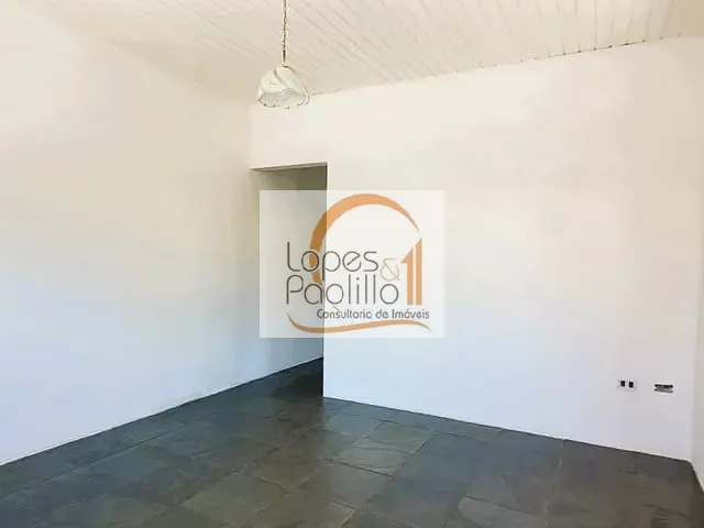 Casa com 185m² 2 quartos e 2 banheiros, à venda, no bairro Jardim Paulista em Atibaia