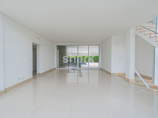 Casa com 430m² 4 quartos e 6 banheiros, à venda, no bairro Alphaville em Santana de Parnaíba