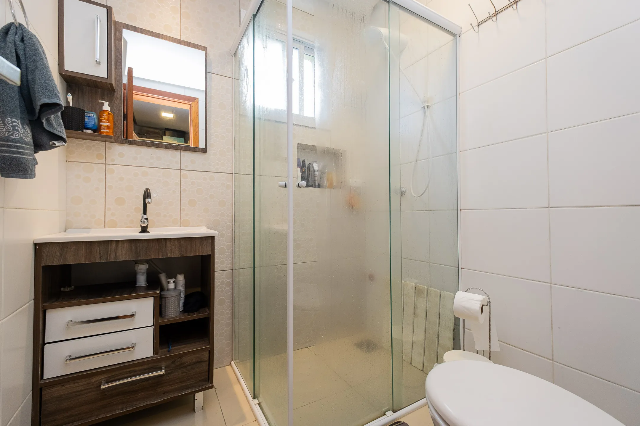 Casa à venda no Liberdade, Pelotas - 90 m², 2 quartos (sendo 1 suíte com closet), lareira, móveis planejados e espaço gourmet. - 9