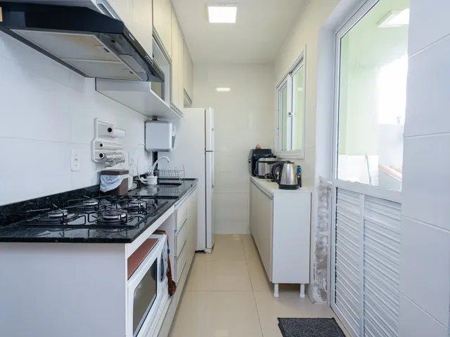 Casa 2 quartos e 3 banheiros, à venda, no bairro Areal em Pelotas